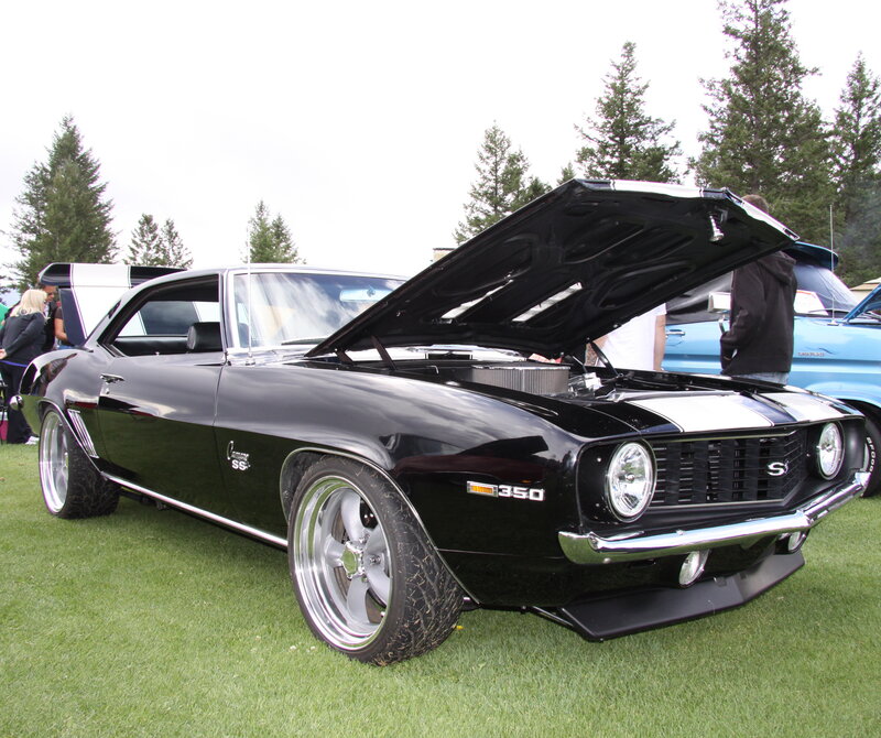 Black Camaro Ss — Outdoor