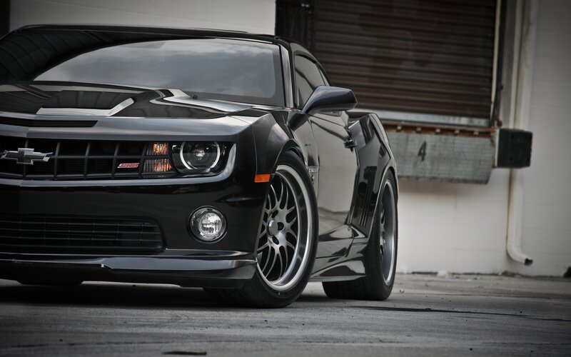 Black Camaro SS sports car