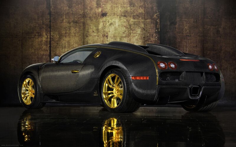 Black carbon Bugatti Veyron