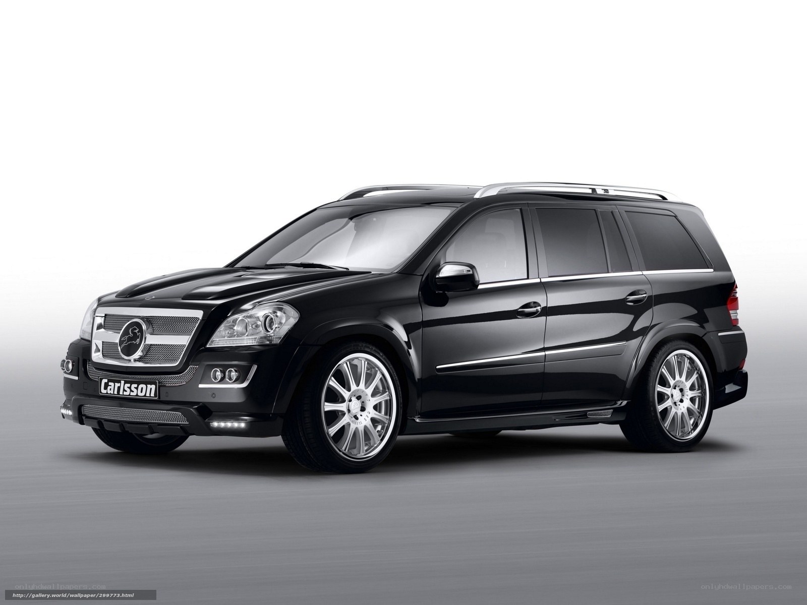 Black Carlsson SUV