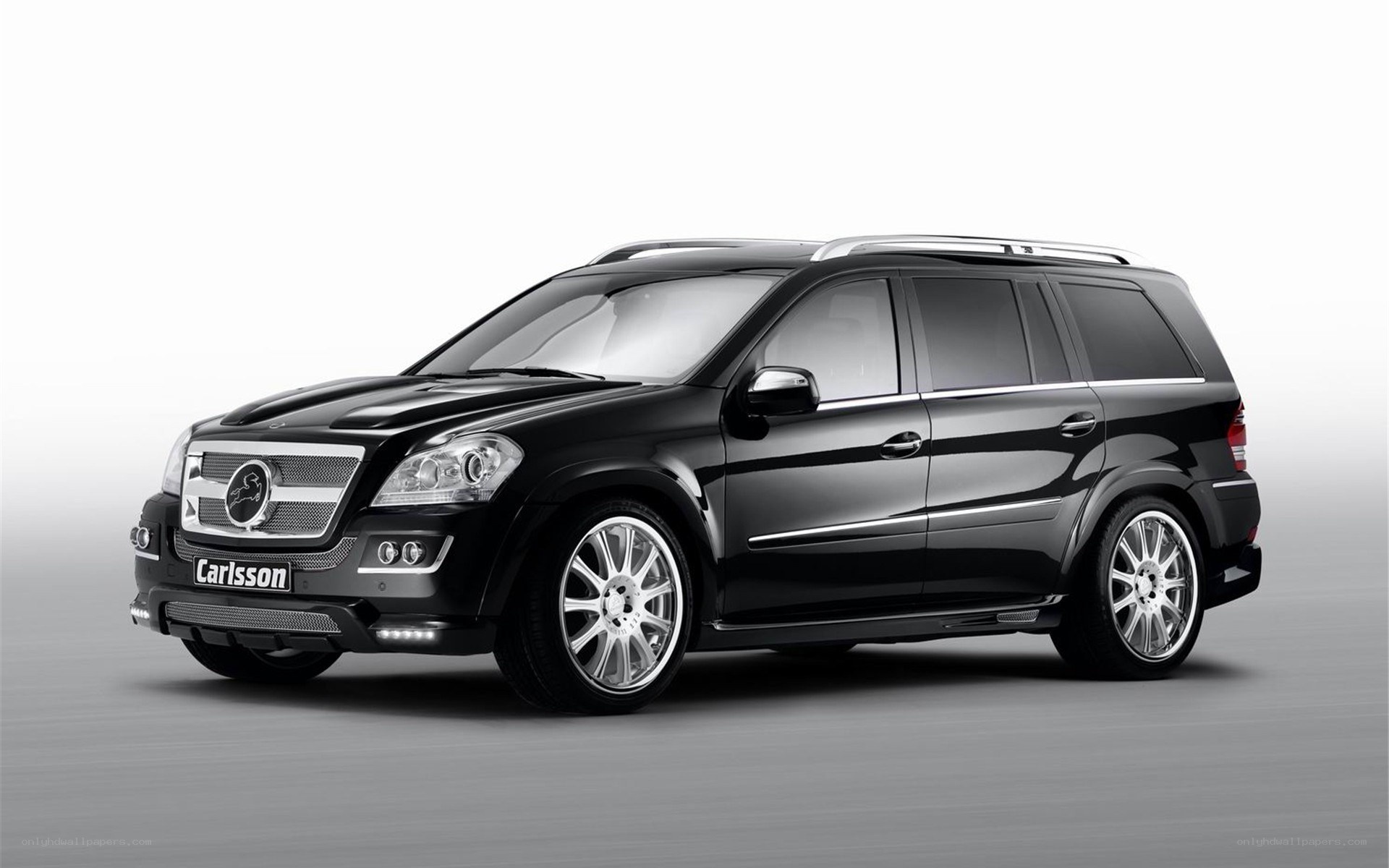 Black Carlsson SUV