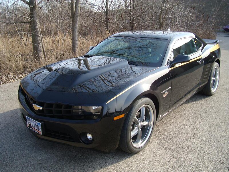 Black Chevrolet Camaro — Neutral, Winter
