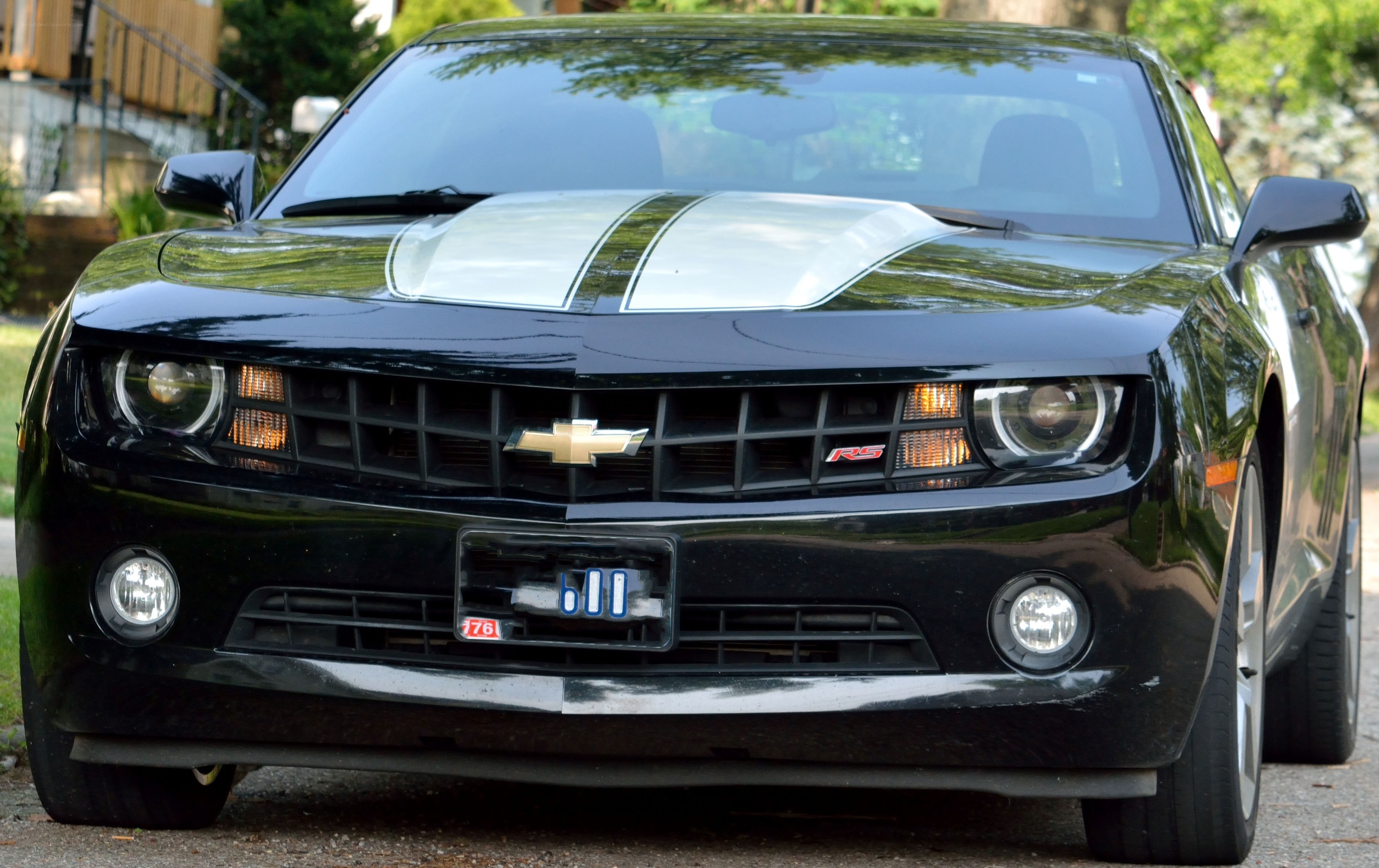 black chevrolet camaro rs