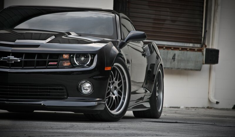 black chevrolet camaro ss