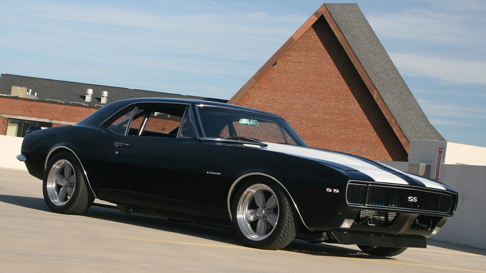 black chevrolet camaro ss