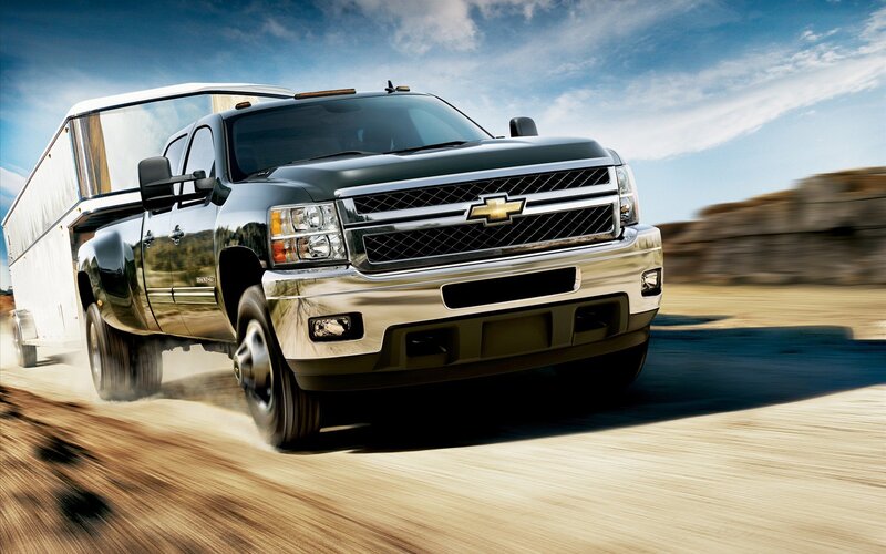 Black Chevrolet Truck — Dynamic