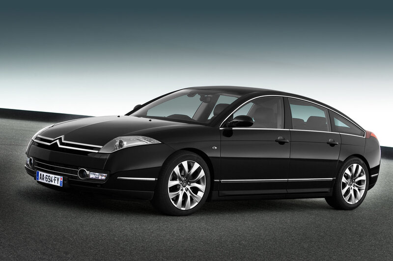 Black Citroën C6 sedan