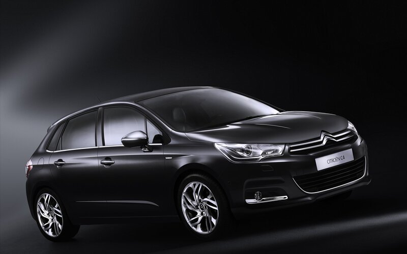 Black Citroen C4 hatchback