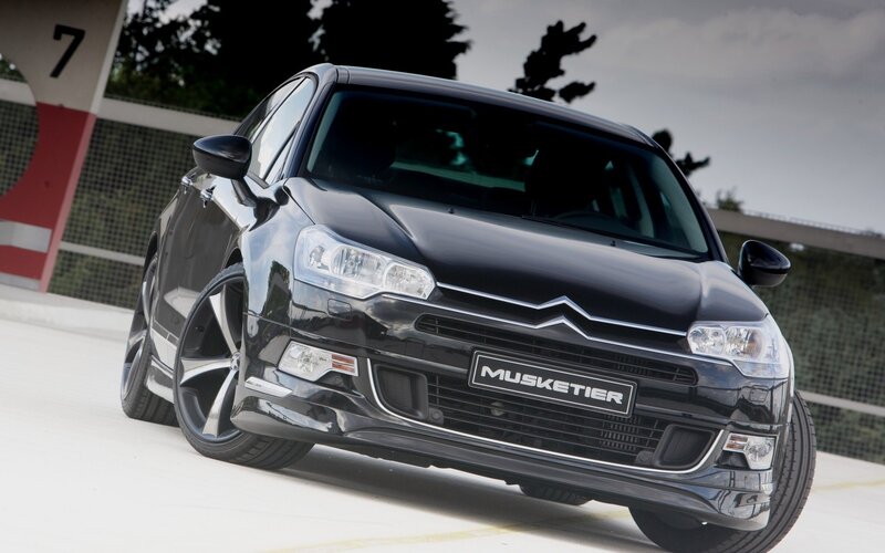 black citroen musketeer car