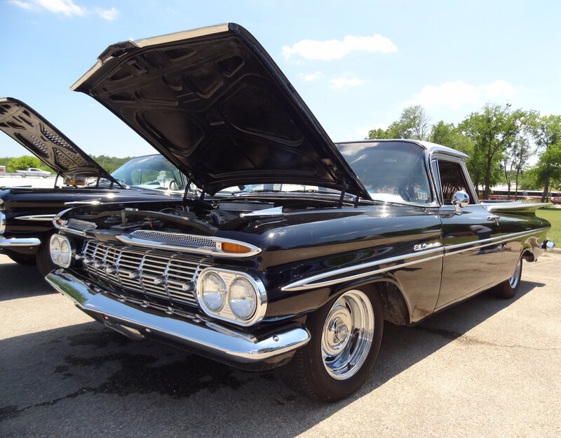 Black Classic Car — Bright