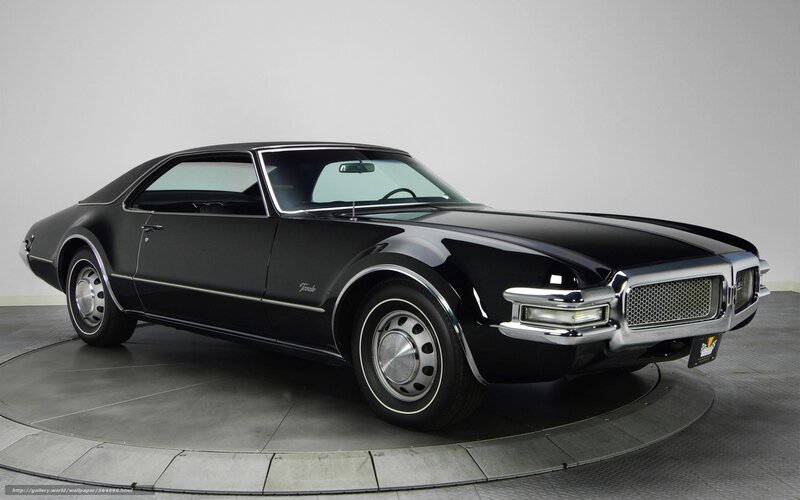 Black Classic Car — Neutral, Photograph, Rotating Platform, Studio Lighting