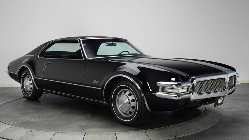 Black Classic Car — Neutral, Photograph, Rotating Platform, White Wall Tires