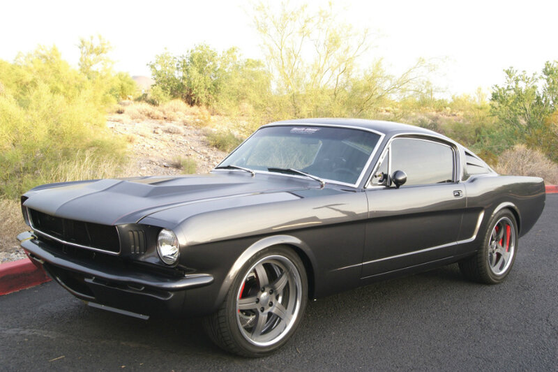 Black Classic Muscle Car — Gray