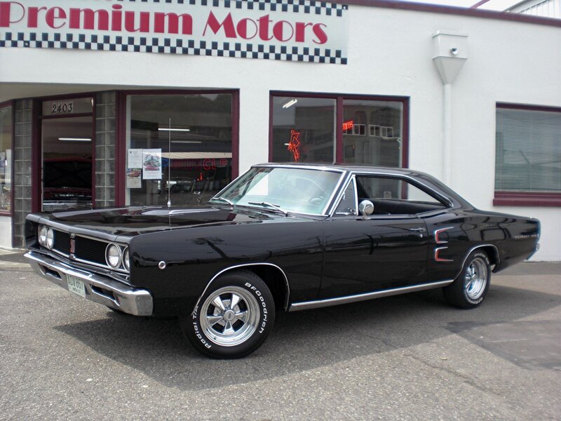 Black Classic Muscle Car — Neutral, Afternoon