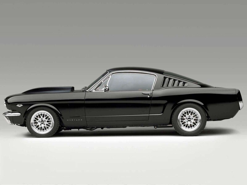 Black Classic Muscle Car — Neutral, Photograph