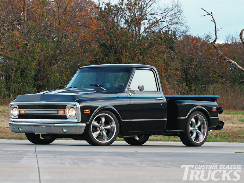 Black Classic Pickup Truck — Calm, Autumn