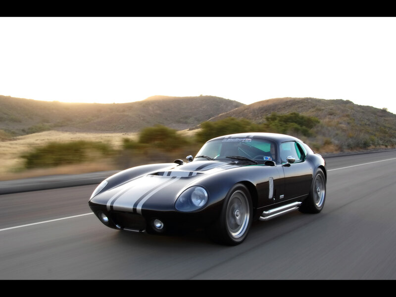 Black Classic Sports Car — Dynamic