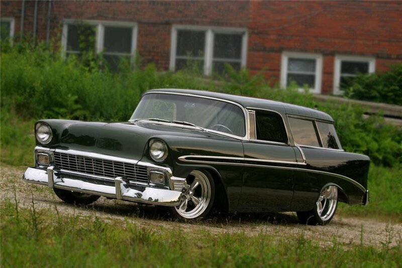 Black Classic Station Wagon — Calm