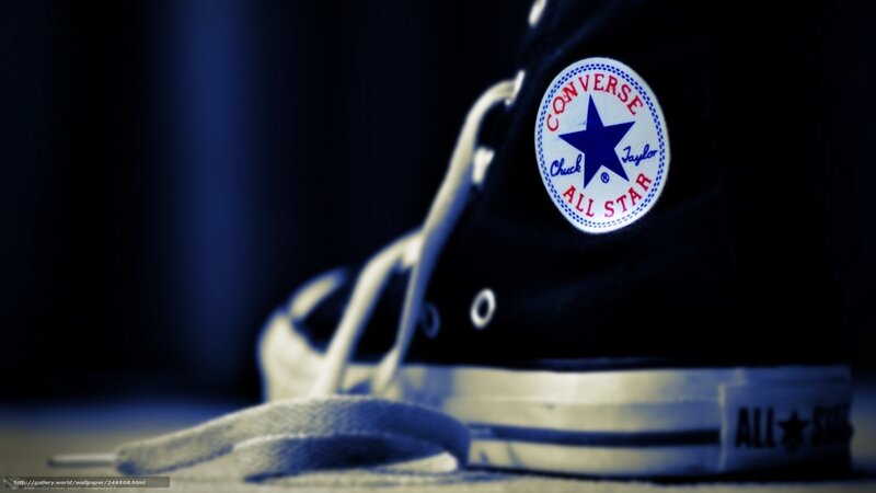 black converse all star shoe