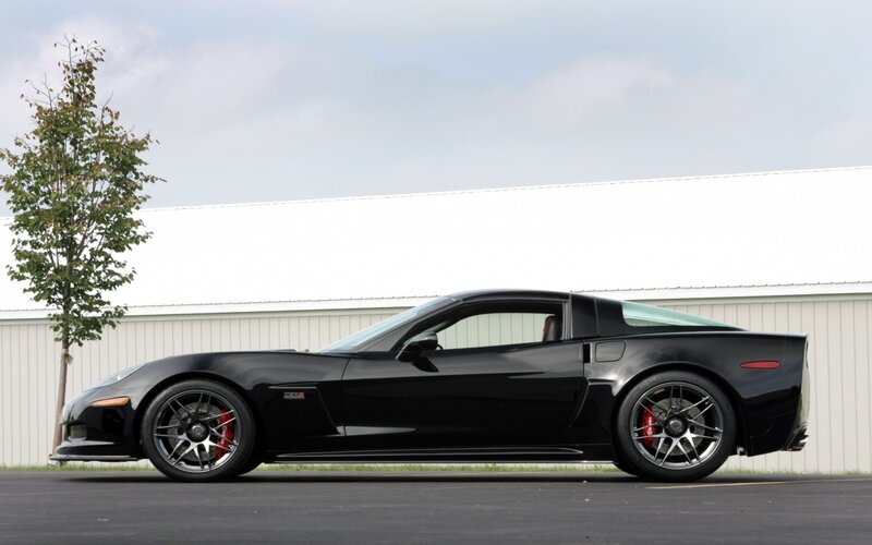 Black Corvette C6 ZR1