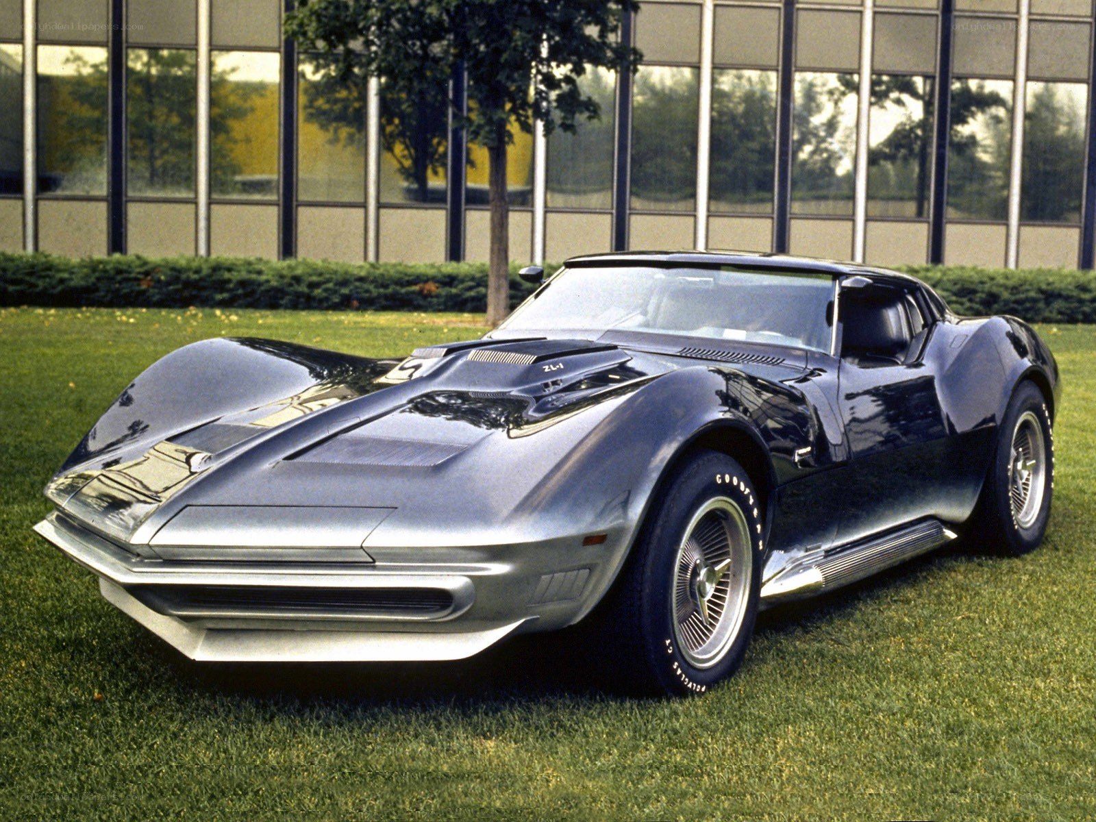 Black Corvette concept car