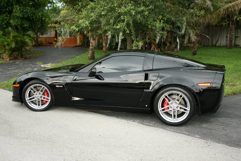 black corvette sports car