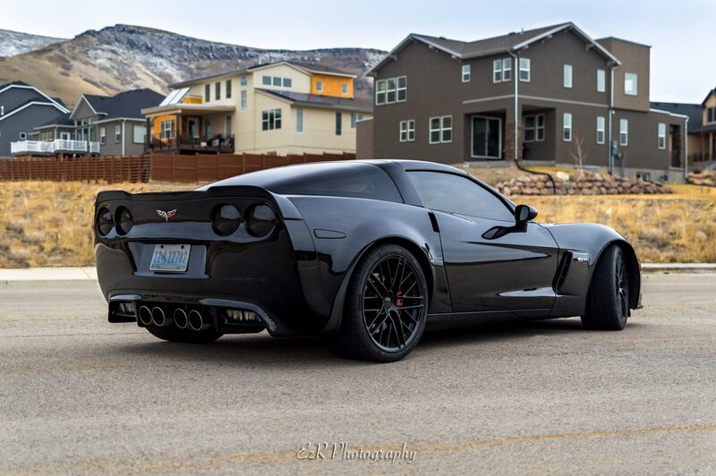 Black Corvette Sports Car — Calm, Winter