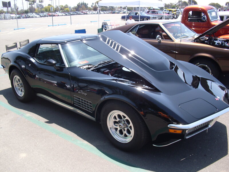 Black Corvette Stingray — Outdoor