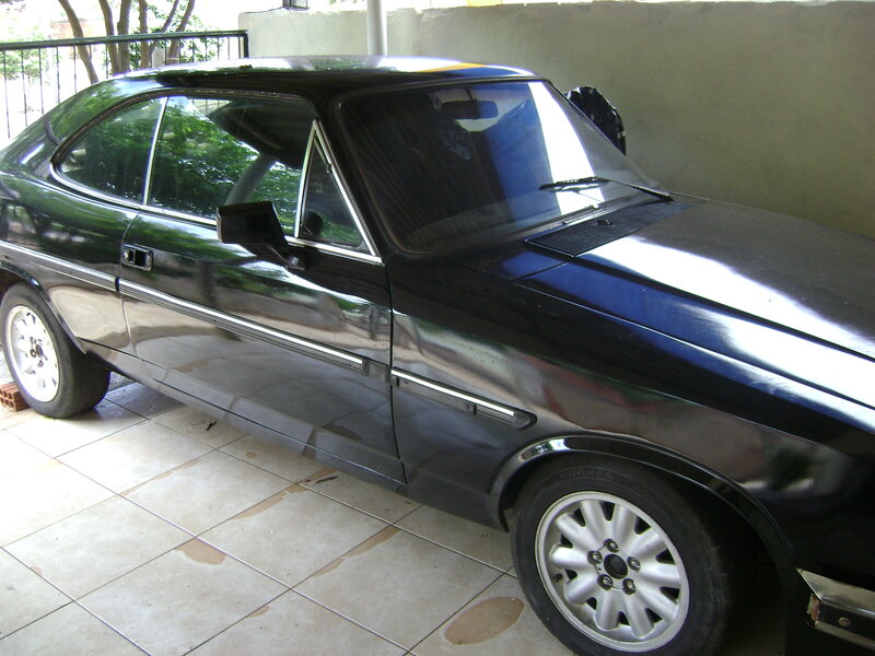 Black Coupe Car — Neutral