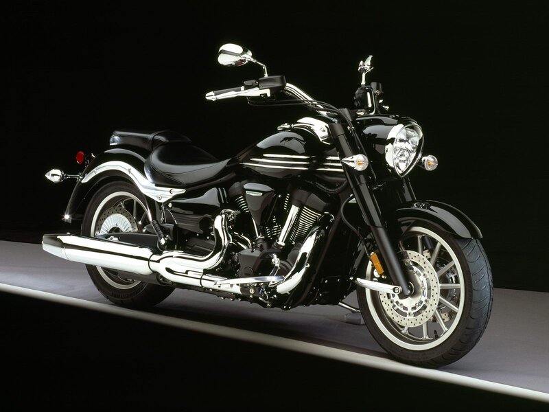 black cruiser motorcycle