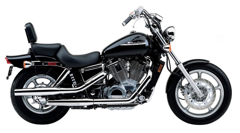 black cruiser motorcycle