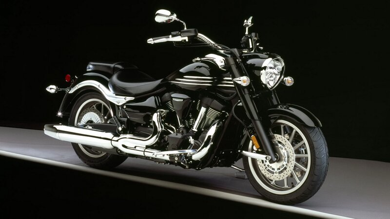 black cruiser motorcycle