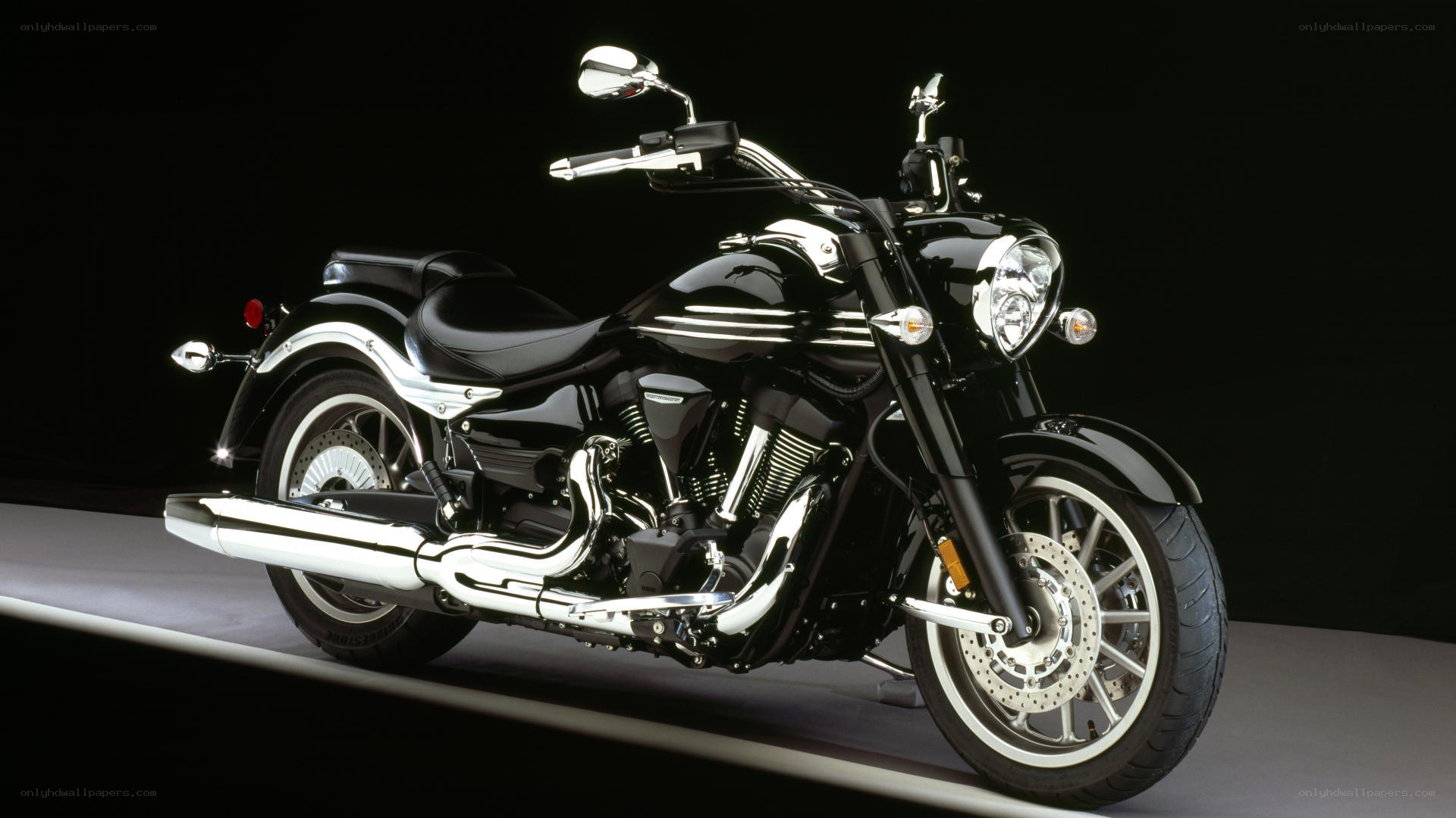 black cruiser motorcycle