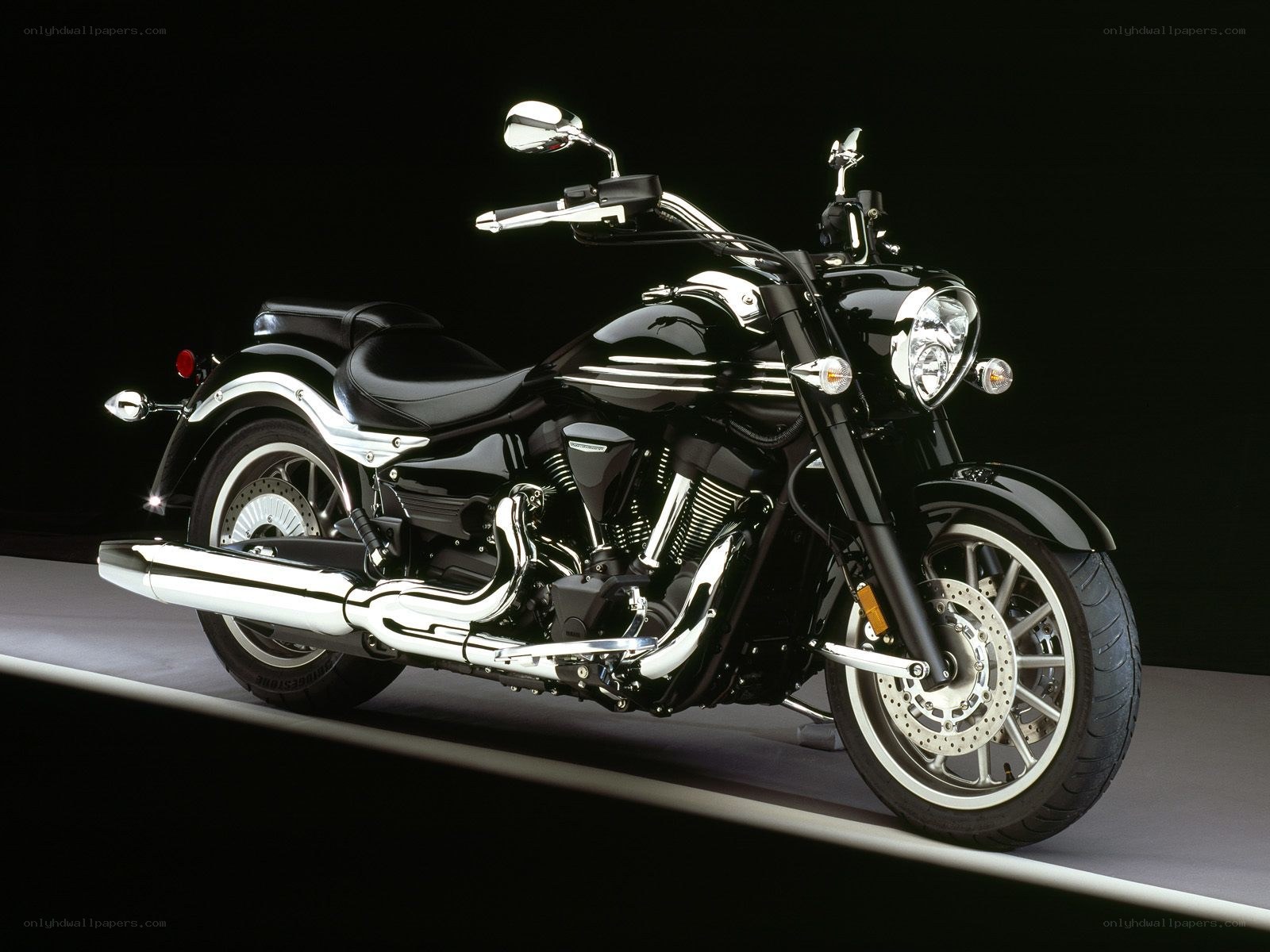 black cruiser motorcycle