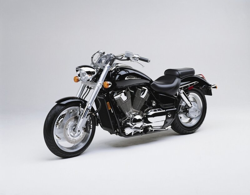 black cruiser motorcycle