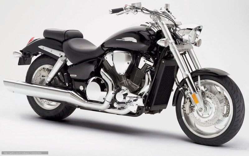 black cruiser motorcycle