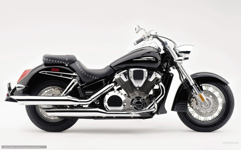 black cruiser motorcycle