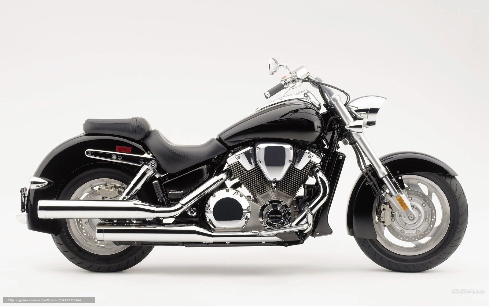 black cruiser motorcycle