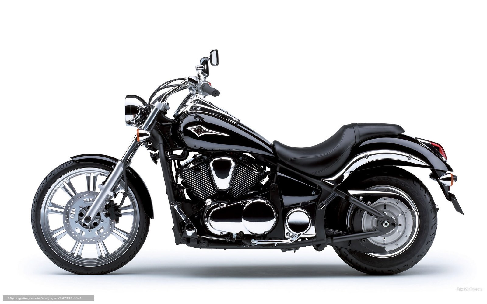 black cruiser motorcycle