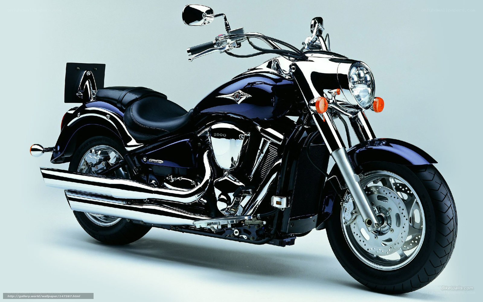 black cruiser motorcycle