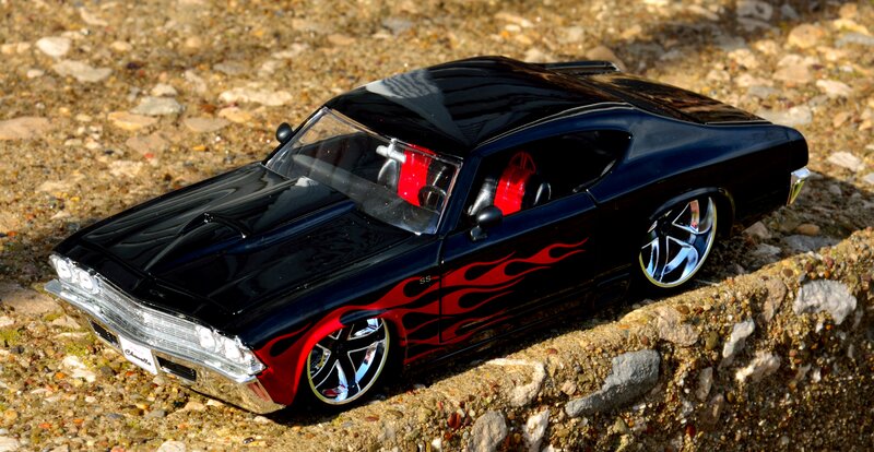 Black Die-cast Car