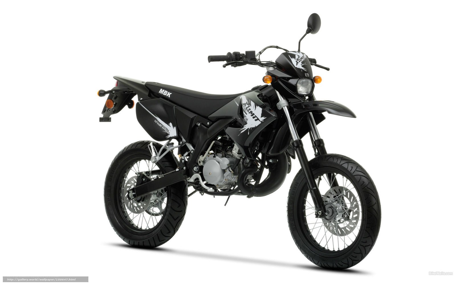 black dirt bike motorcycle