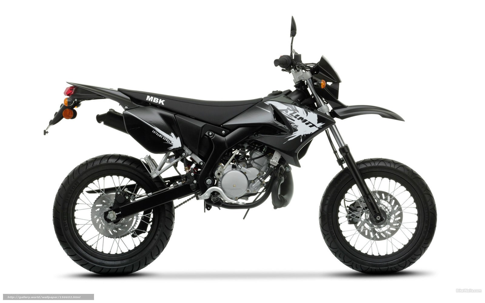black dirt bike motorcycle