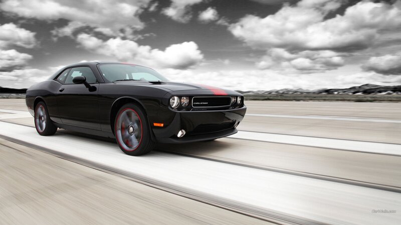 Black Dodge Challenger — Dynamic, Photograph