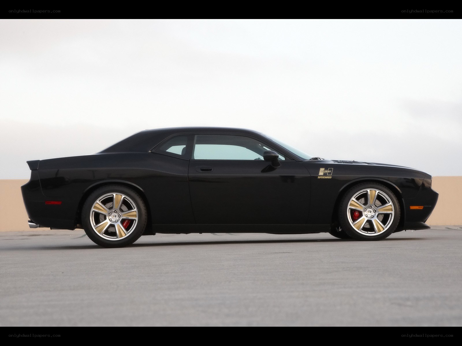 Black Dodge Challenger SRT8