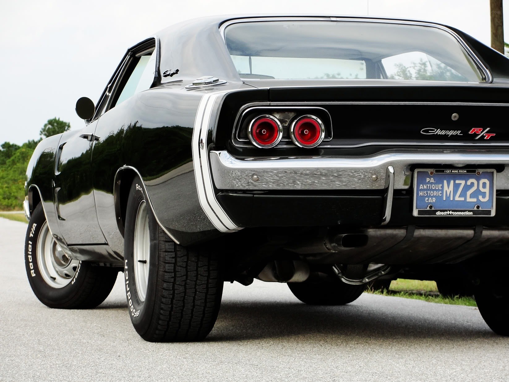 black dodge charger rt