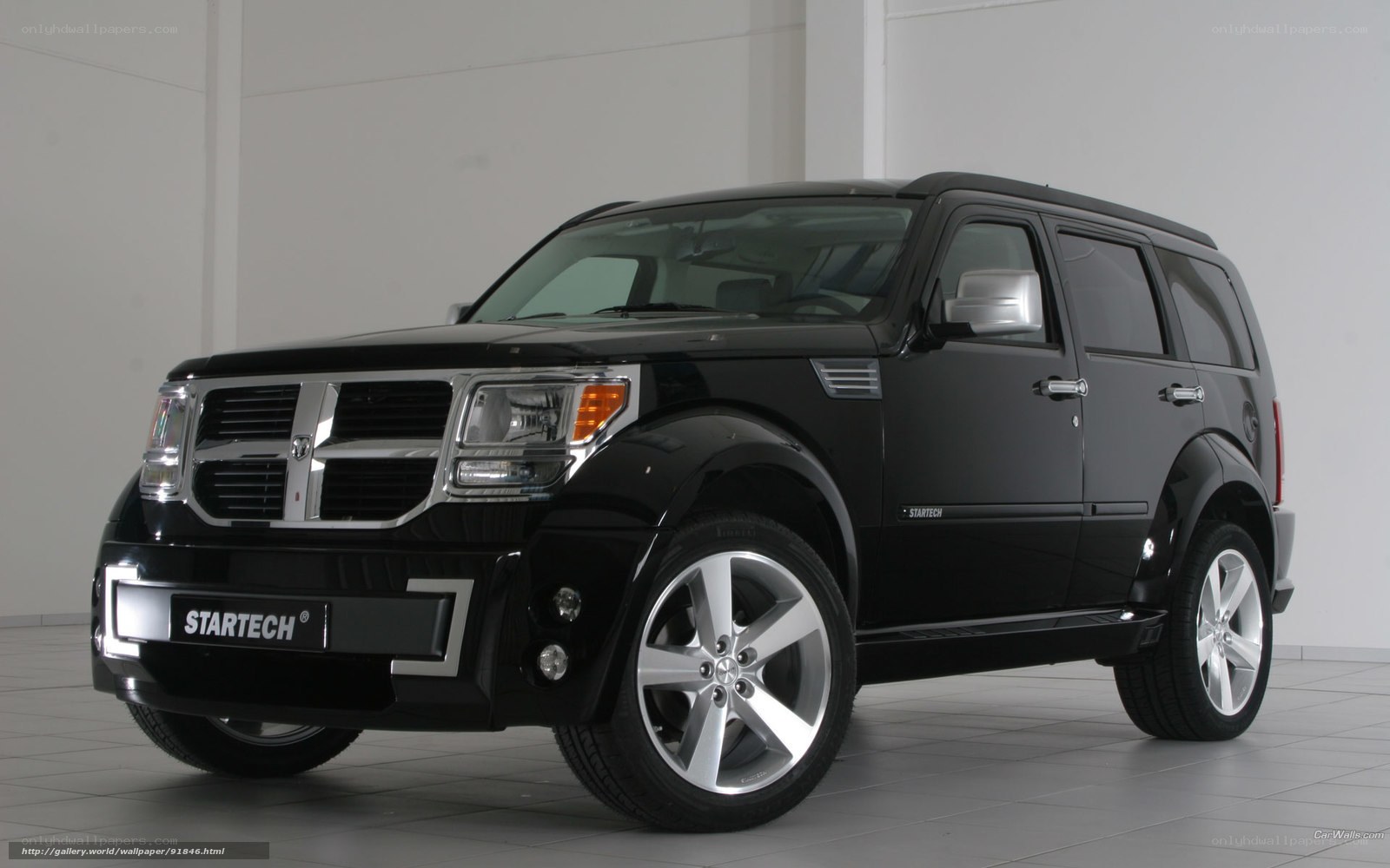 black dodge nitro suv