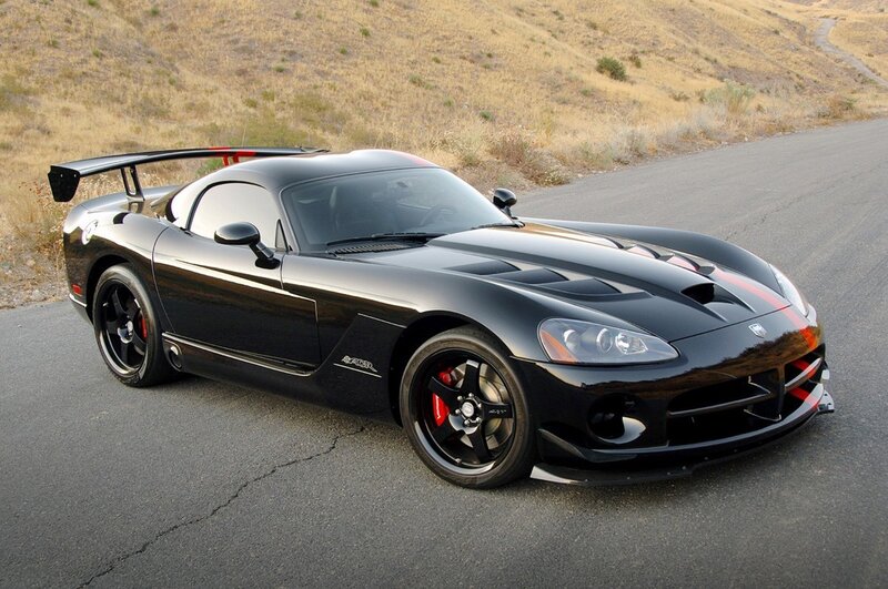 Black Dodge Viper ACR