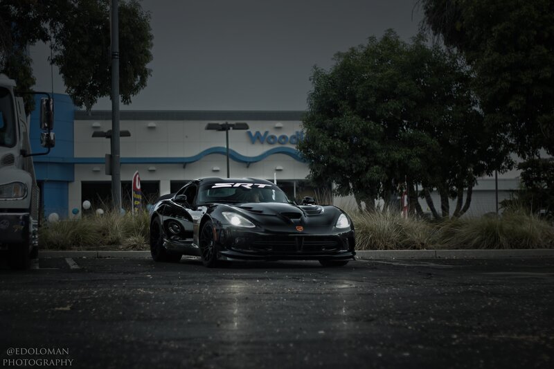 Black Dodge Viper Srt — Dramatic