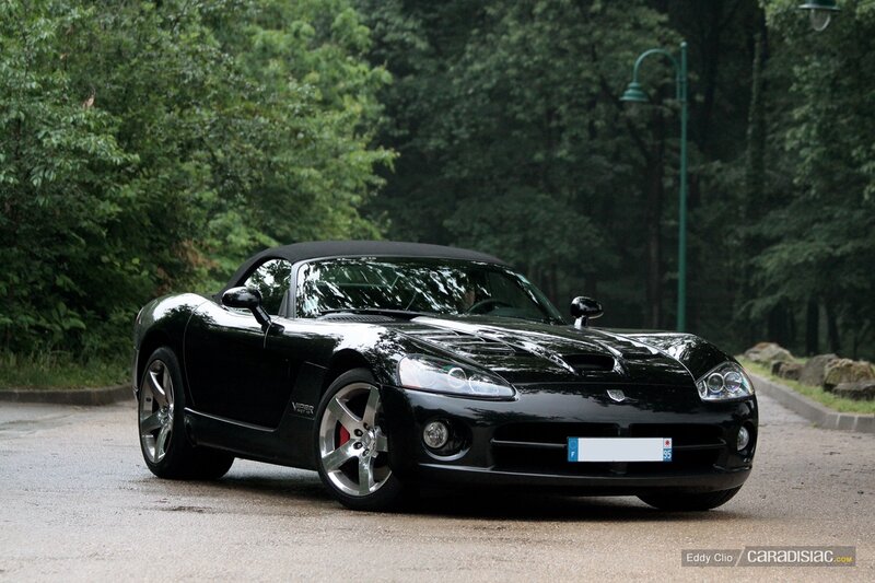 Black Dodge Viper